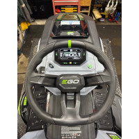 Tracteur à Pelouse T6 42'' (6X Batteries G3 6.0Ah + Chargeur 700W)