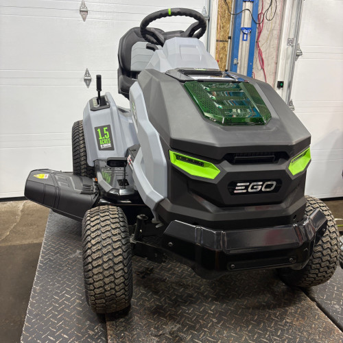 Tracteur à Pelouse T6 42'' (6X Batteries G3 6.0Ah + Chargeur 700W)