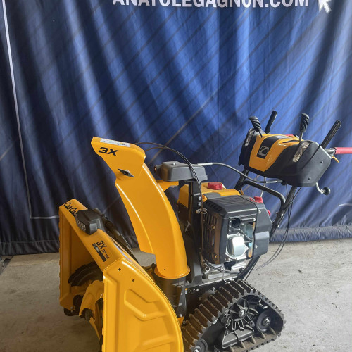 Cub Cadet 3X30 HD Track