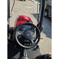Yanmar SA425 avec chargeuse et rétrocaveuse