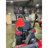 Yanmar SA223 avec chargeuse